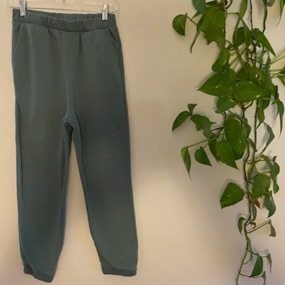 Zara Women's Green Sweatpants M Pockets Cuffed